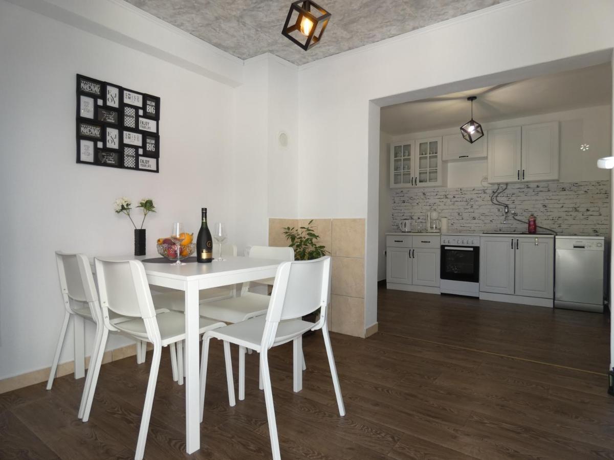 Holiday House Sia Jasenice  Exterior foto